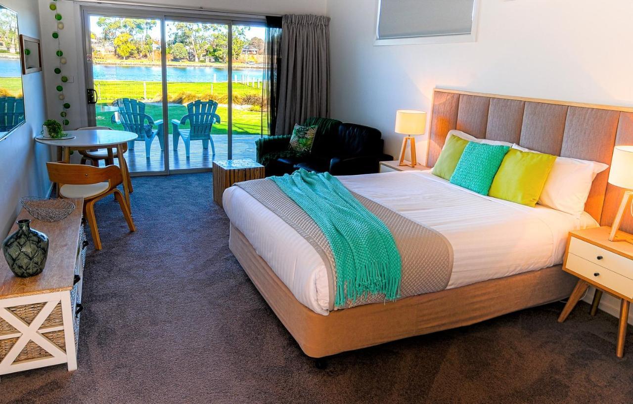 Ulverstone River Edge Holidayapartments Екстериор снимка