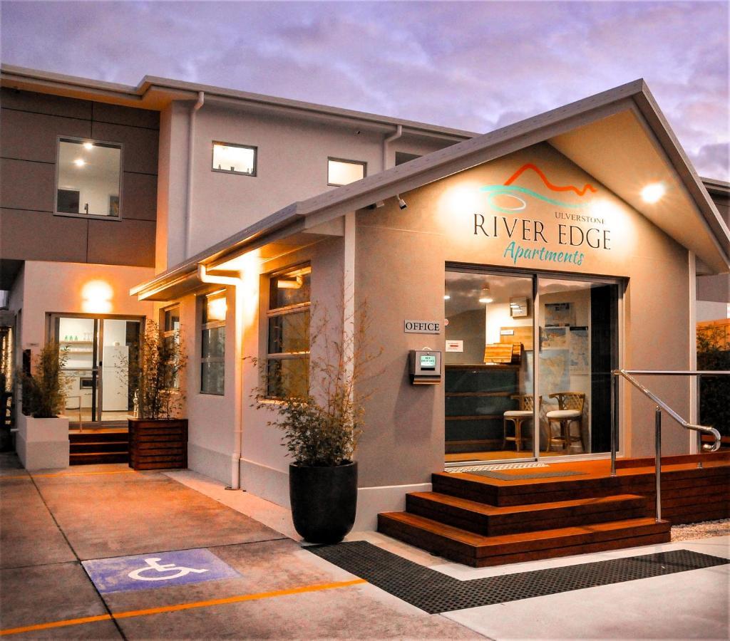 Ulverstone River Edge Holidayapartments Екстериор снимка