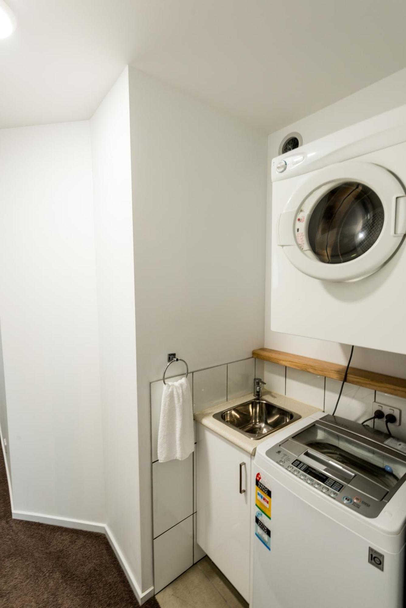 Ulverstone River Edge Holidayapartments Стая снимка