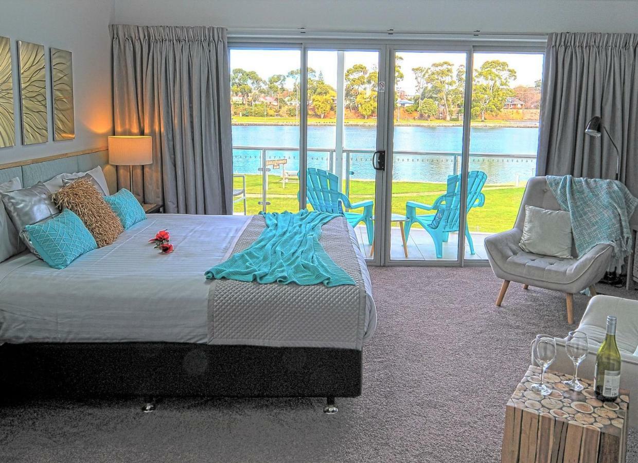 Ulverstone River Edge Holidayapartments Екстериор снимка